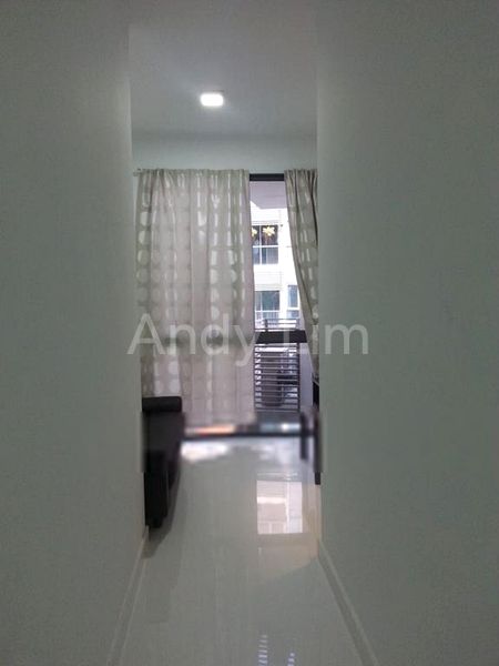 1 Bed Apartment (Condo) for Rent in  Edenz Suites - Image 3